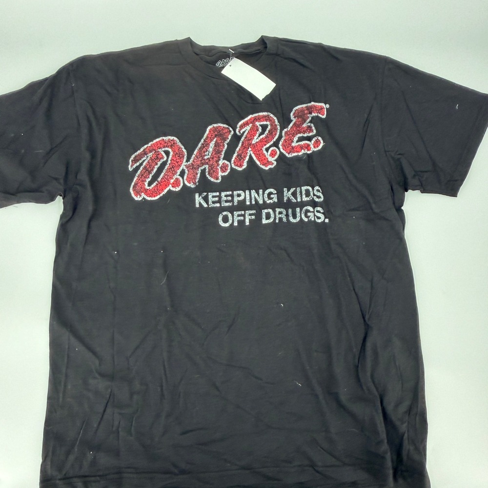 D.A.R.E. Keeping Kids Off Drugs Graphic T-Shirt Modern Men XL Black Red White